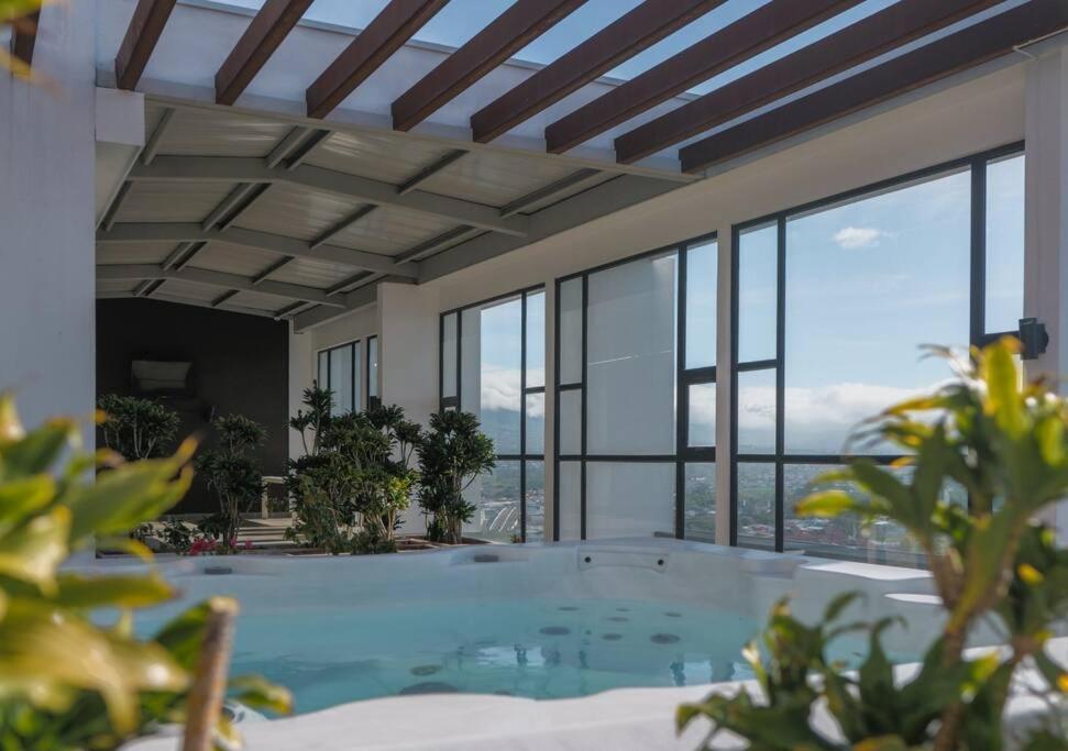 Urban Executive Stay San Jose  Exterior photo