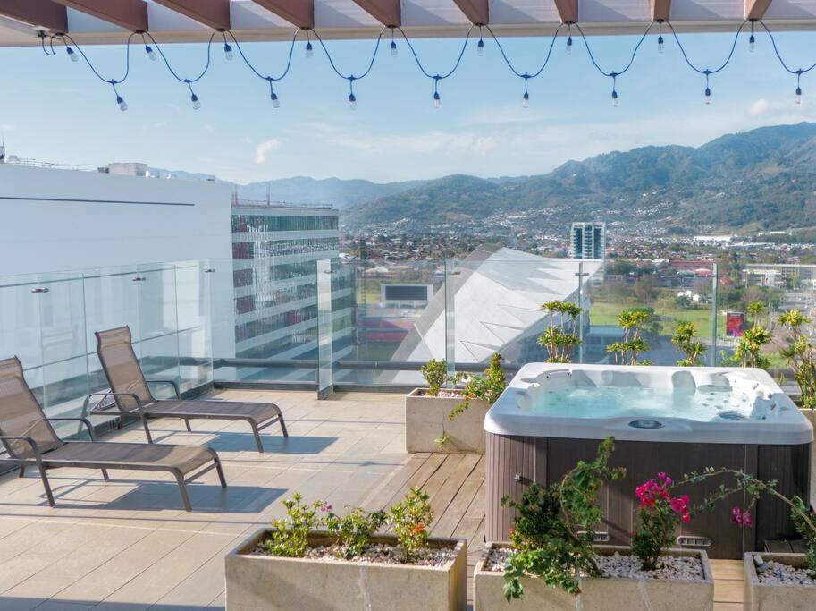 Urban Executive Stay San Jose  Exterior photo